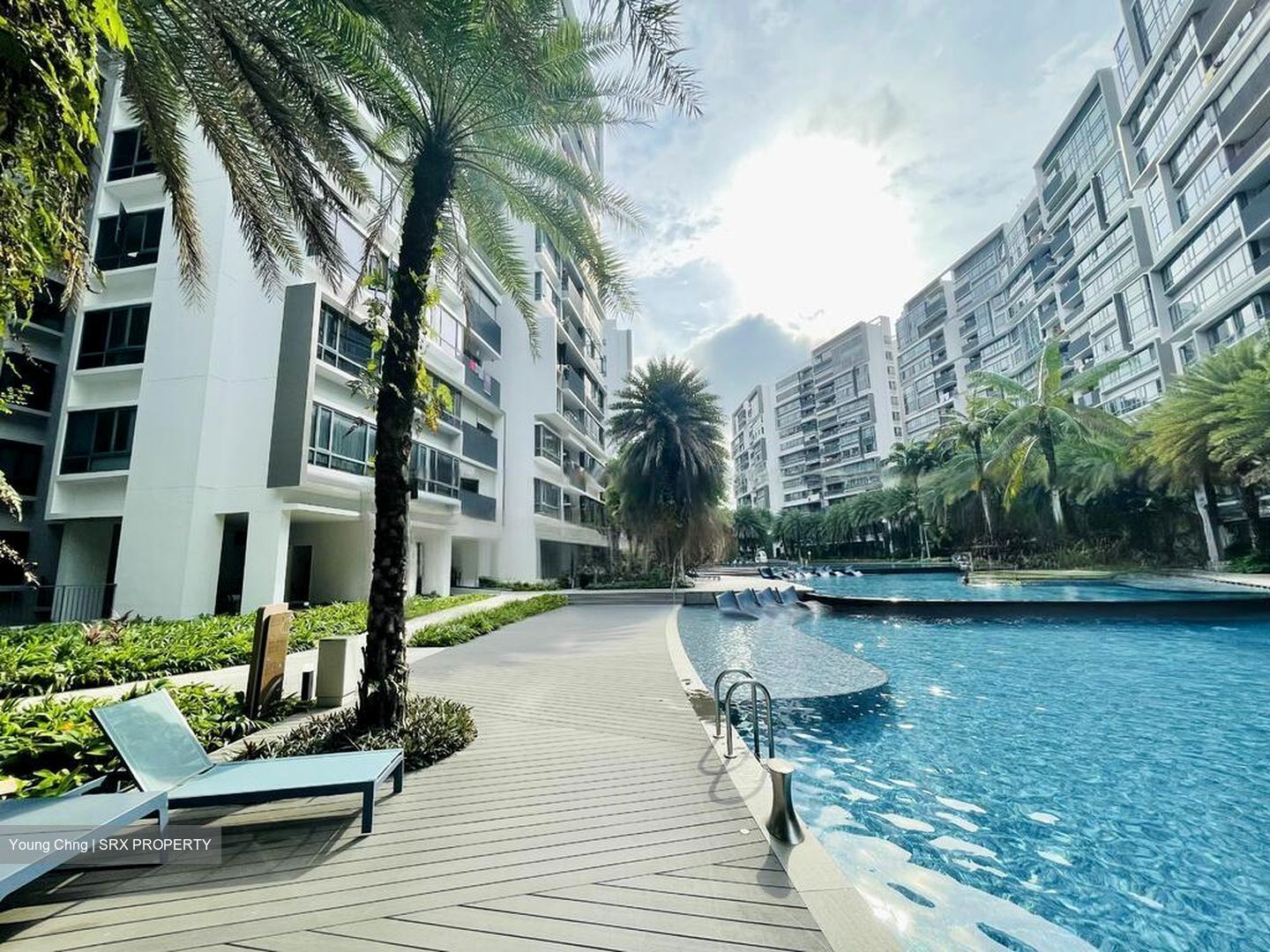 The Palette (D18), Condominium #588214531
